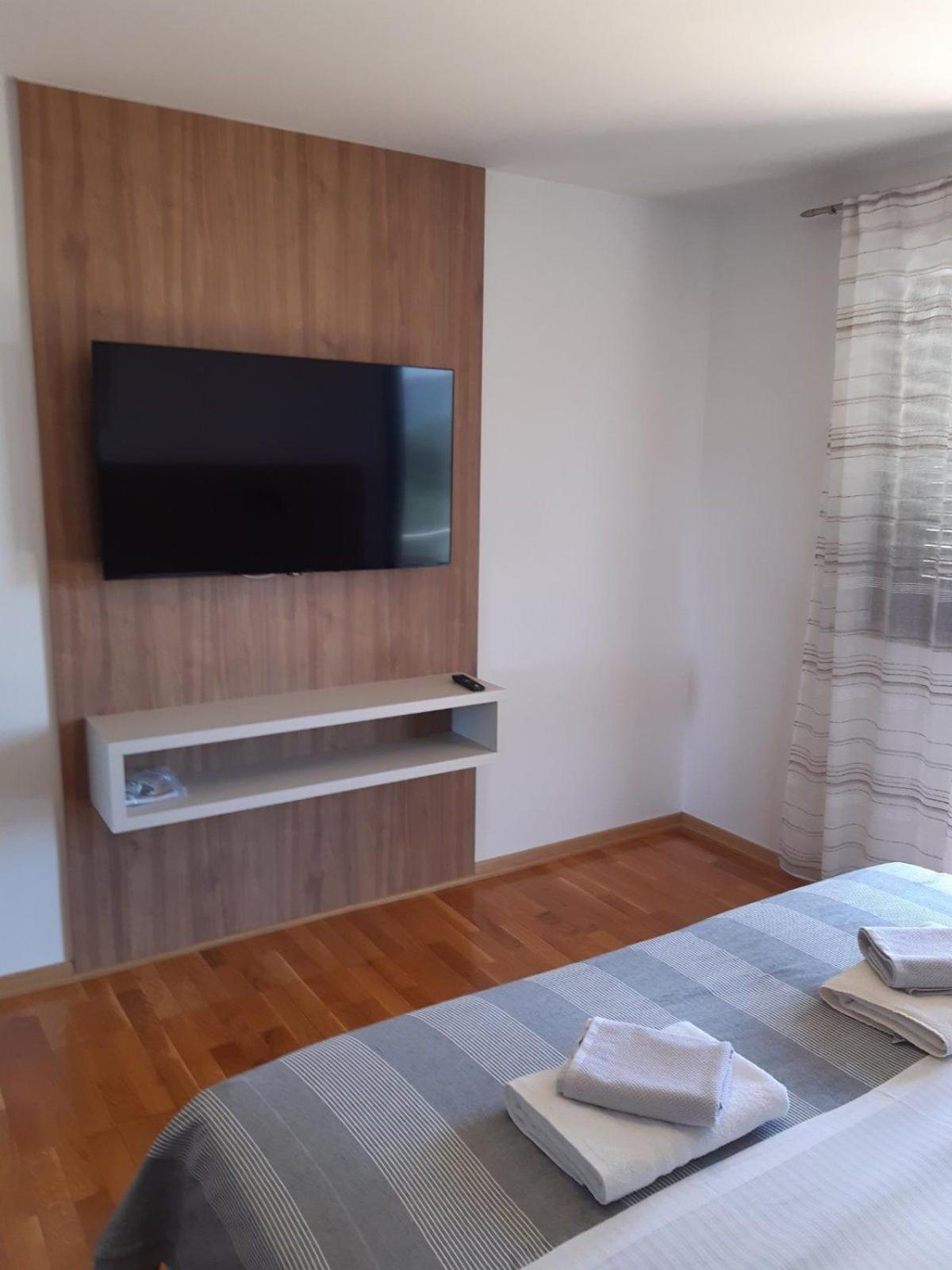 Apartments Mare มาลินสกา ภายนอก รูปภาพ