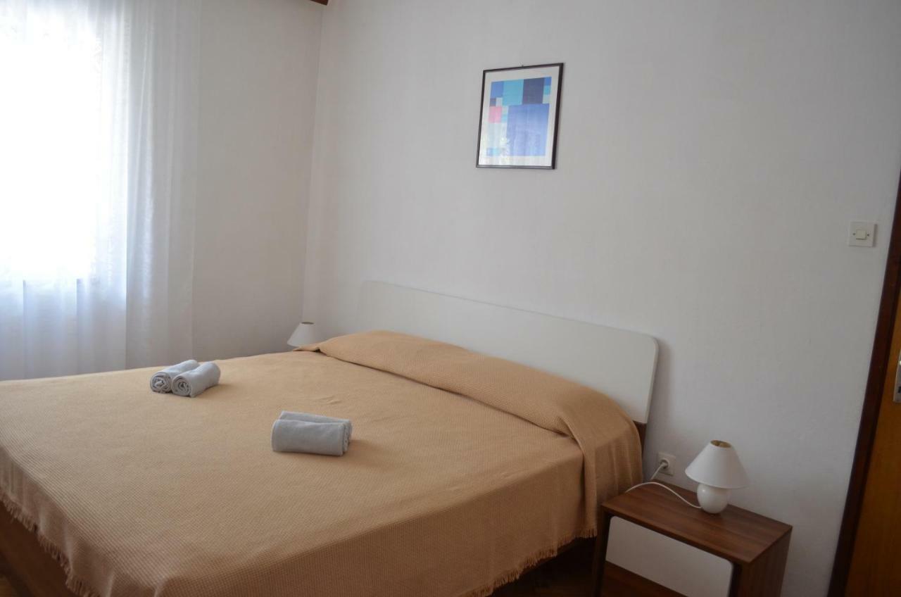 Apartments Mare มาลินสกา ภายนอก รูปภาพ